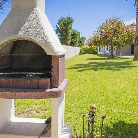 Villa El Capitano With Garden And Pool - Happy Rentals Muro Leccese Exterior photo