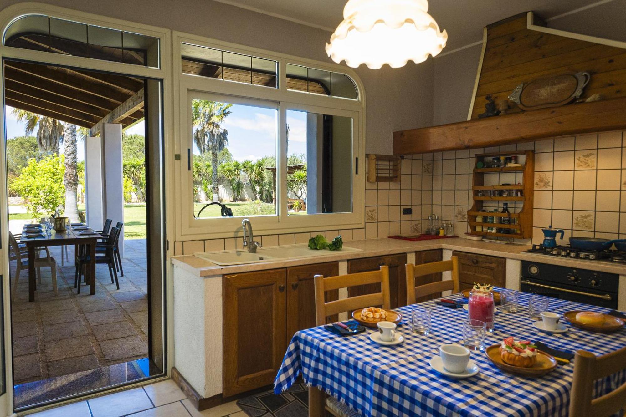 Villa El Capitano With Garden And Pool - Happy Rentals Muro Leccese Exterior photo