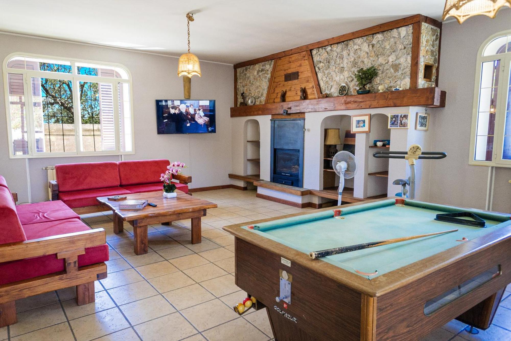 Villa El Capitano With Garden And Pool - Happy Rentals Muro Leccese Exterior photo